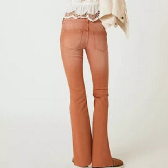 Anthropologie Pilcro 16W NWT The Low-Rise Icon Flare Jeans Bronze 16 W Low Rise - Picture 7 of 7